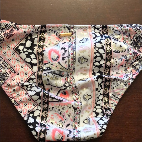 Victoria Secret bikini bottoms small - Picture 2 of 2